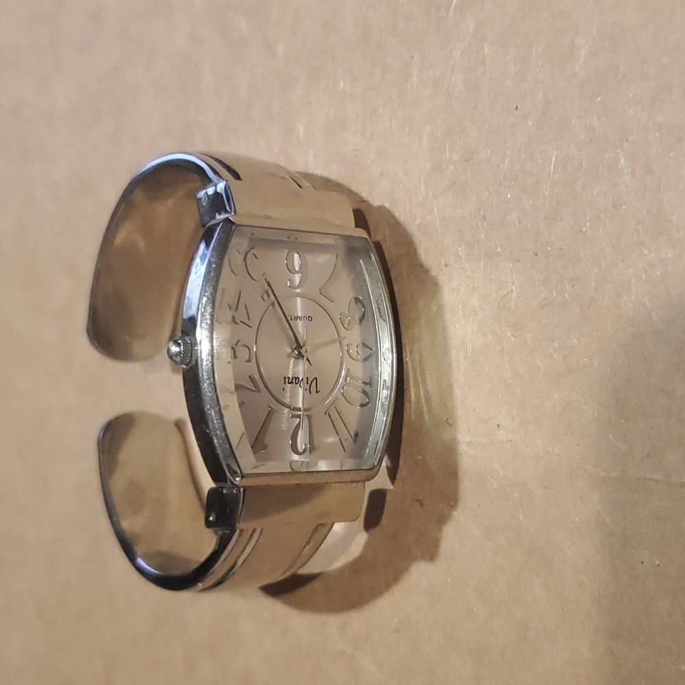 Vivani watch